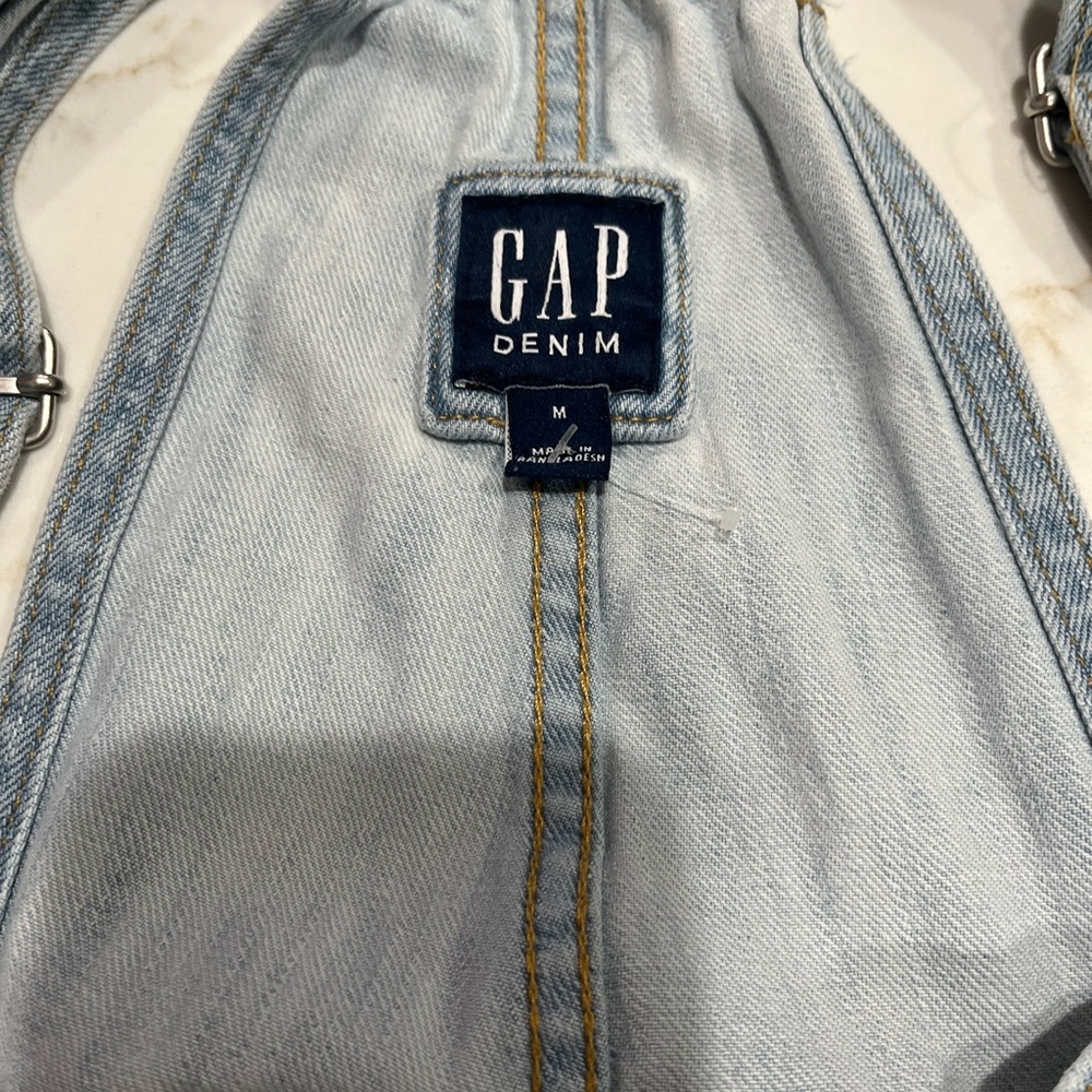 Gap overalls
